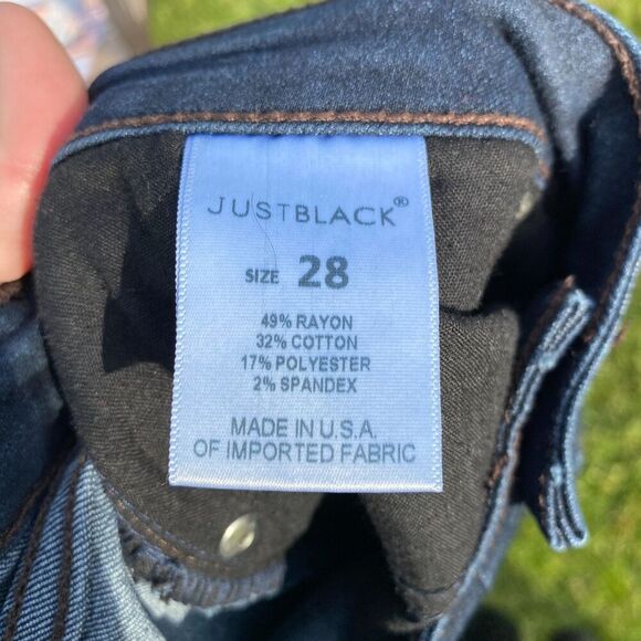 Just Black Made in USA Dark Wash Skinny Jeans, Jeggings, Size 28 - Picture 4 of 5